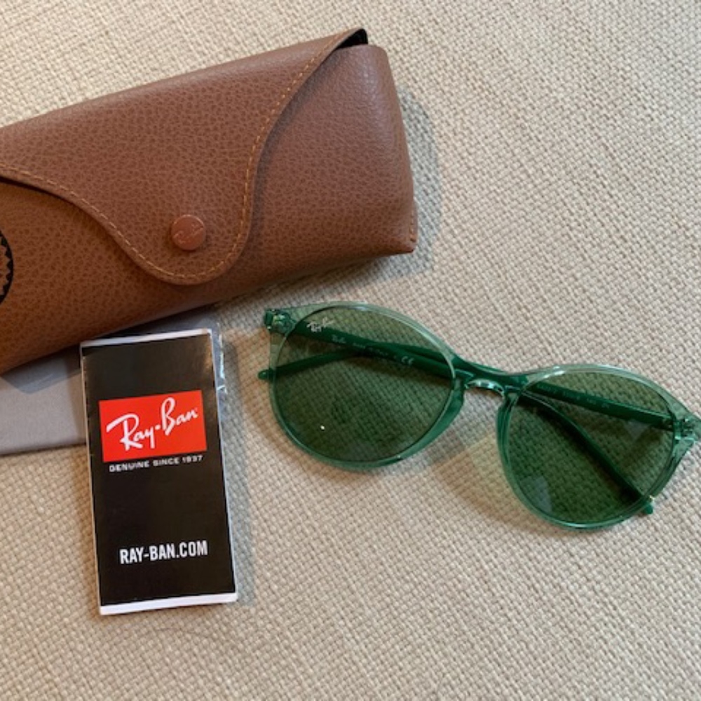 New Ray Ban Sun Glasses
